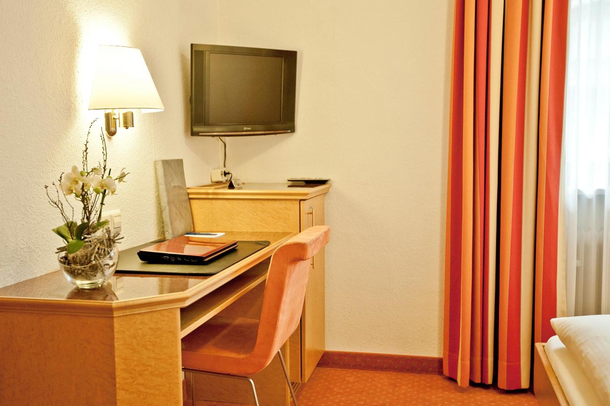 Wuermtaler Gaestehaus Grafelfing Bilik gambar